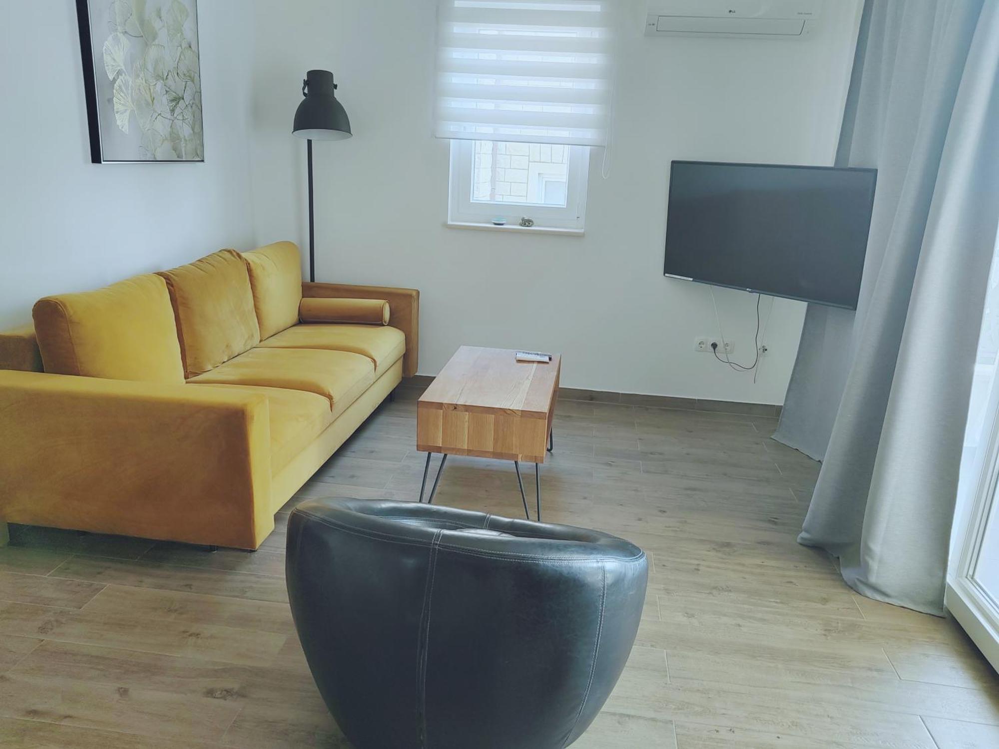 L&L Apartmani 1 Bol Exterior foto