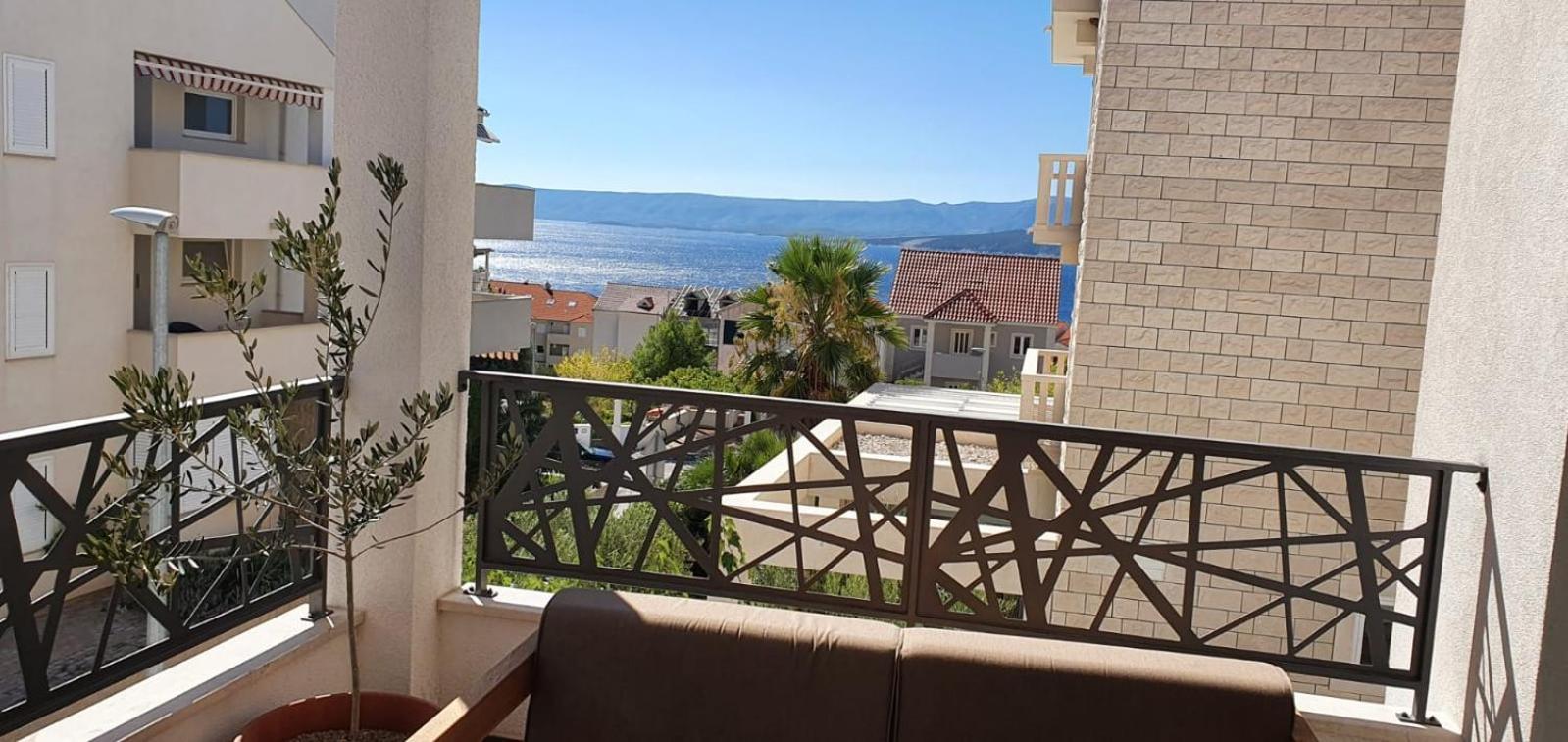 L&L Apartmani 1 Bol Exterior foto